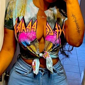 Zamn Graphic Tee